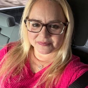 Meet your Posher, Shawna